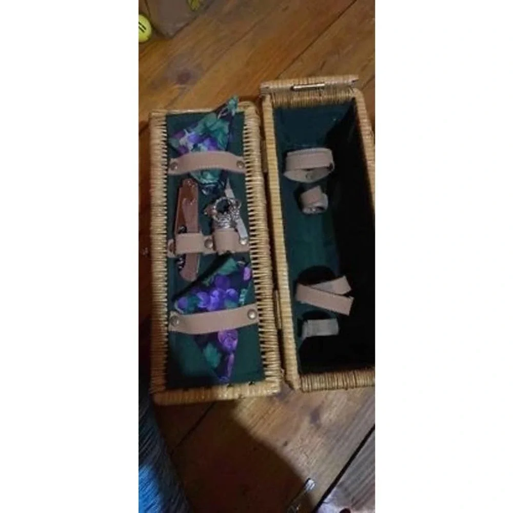 Wine basket